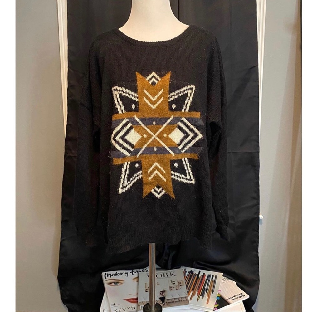 Black sweater with tribal print